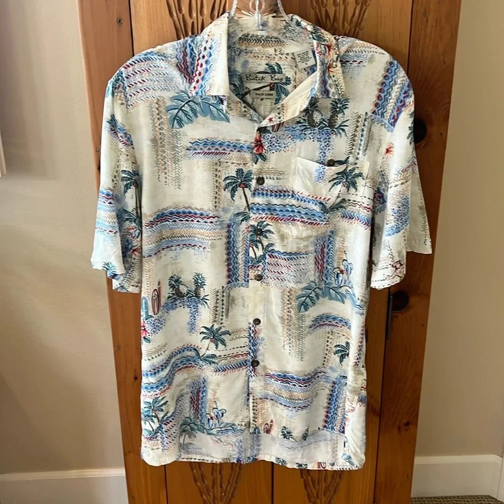 Batik Bay Hawaiian Shirt‎ Size S